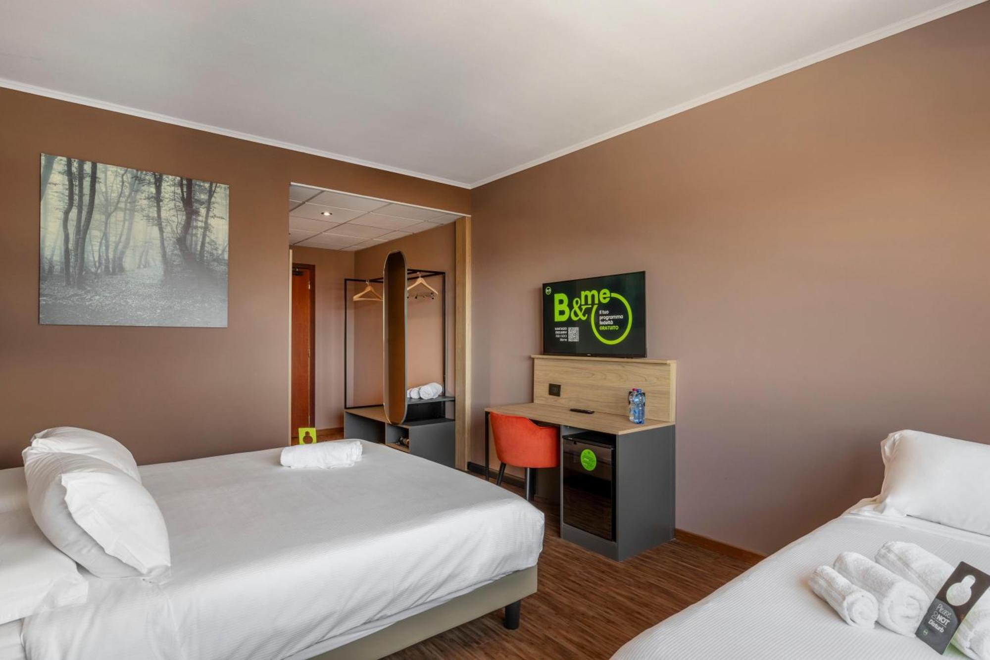 B&B Hotel Cuneo Cristal Εξωτερικό φωτογραφία