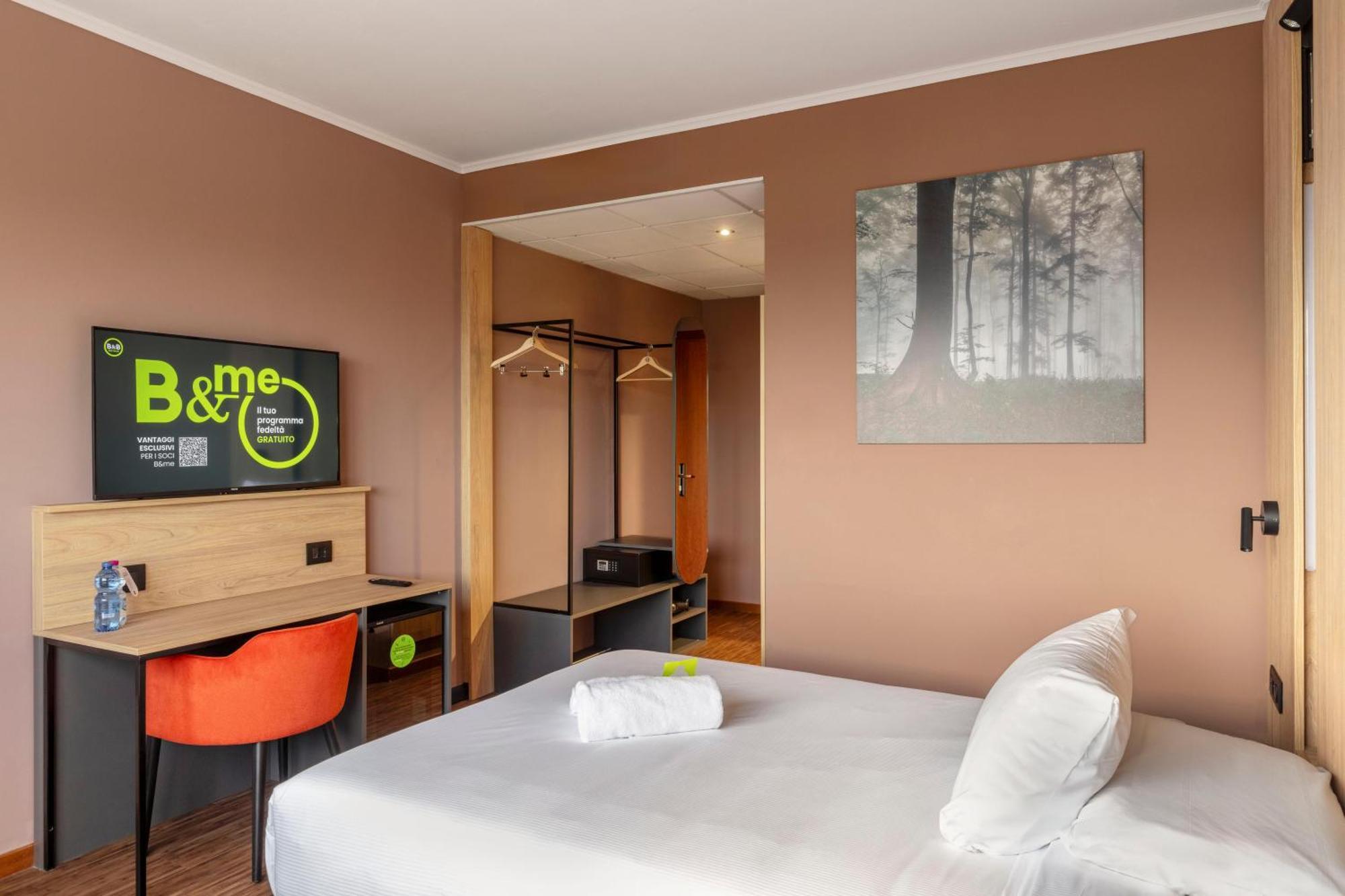 B&B Hotel Cuneo Cristal Εξωτερικό φωτογραφία