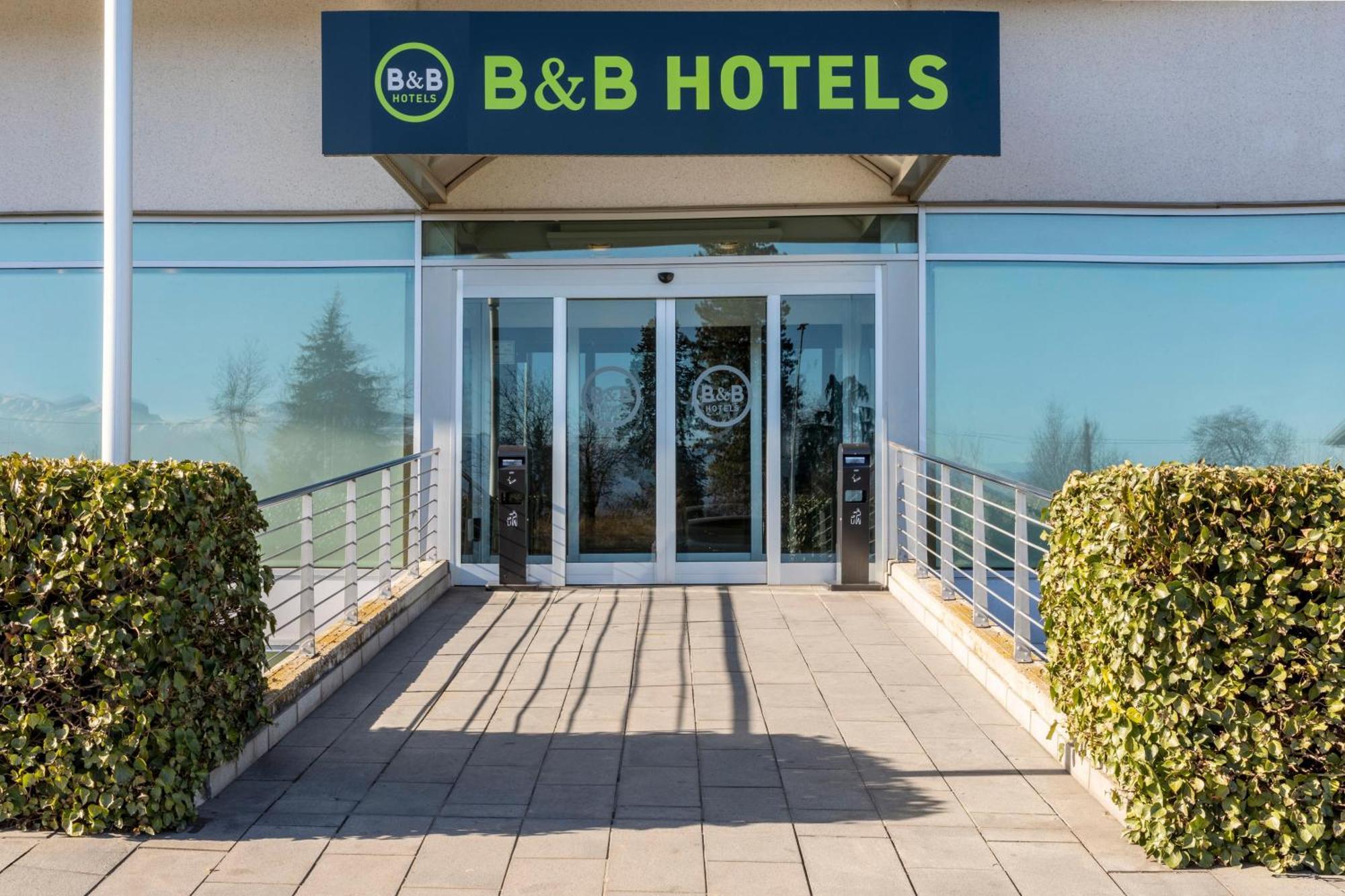 B&B Hotel Cuneo Cristal Εξωτερικό φωτογραφία