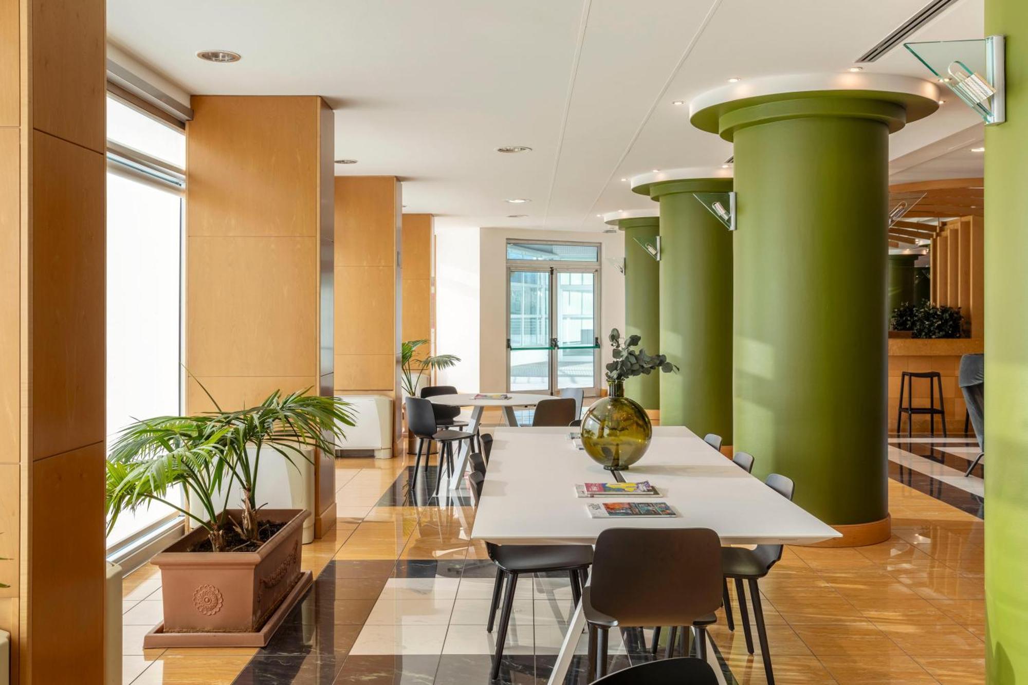B&B Hotel Cuneo Cristal Εξωτερικό φωτογραφία